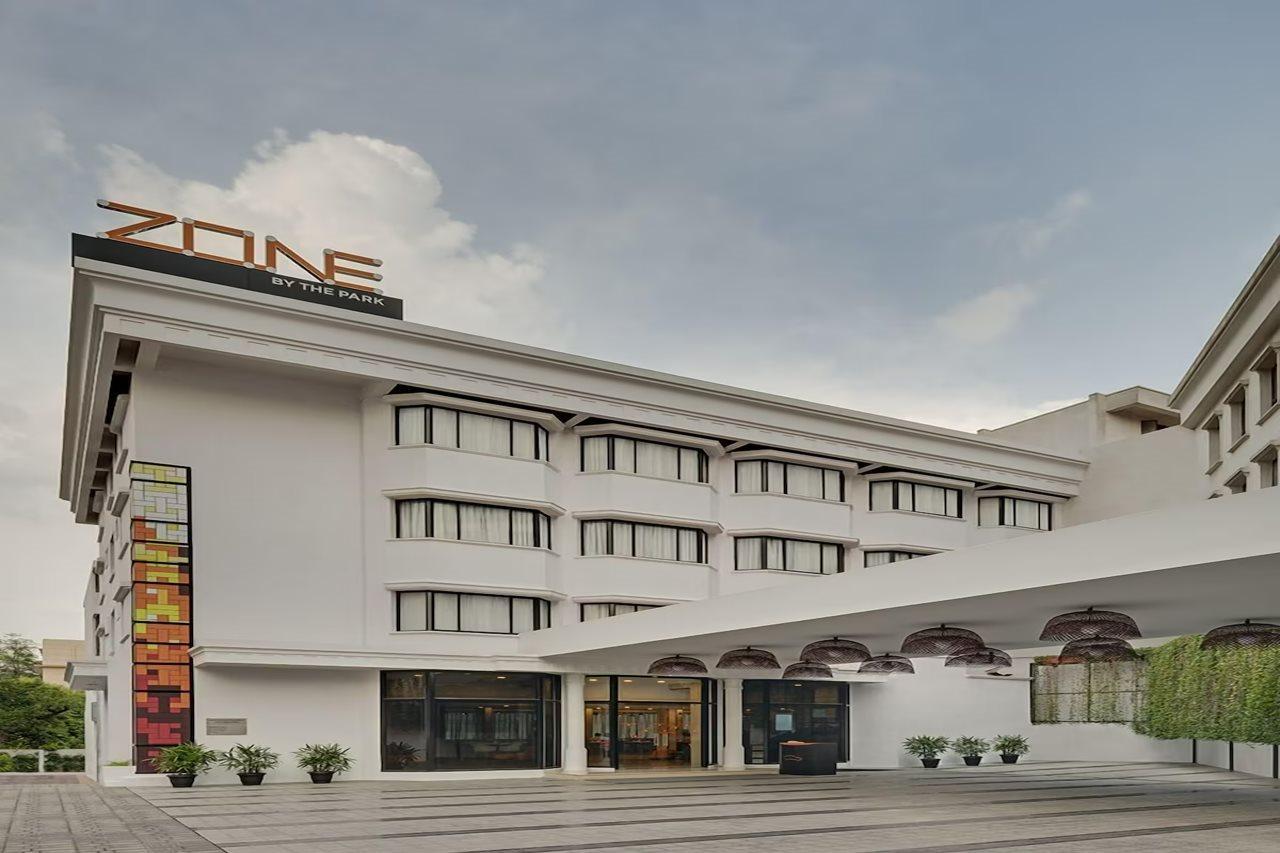 Zone By The Park Infantry Bengaluru Hotel Exterior foto