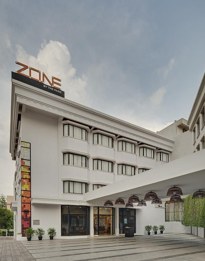 Zone By The Park Infantry Bengaluru Hotel Exterior foto