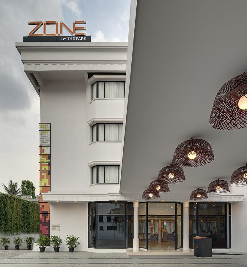 Zone By The Park Infantry Bengaluru Hotel Exterior foto